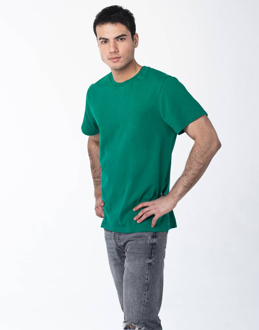 Изумрудная мужская футболка оптом